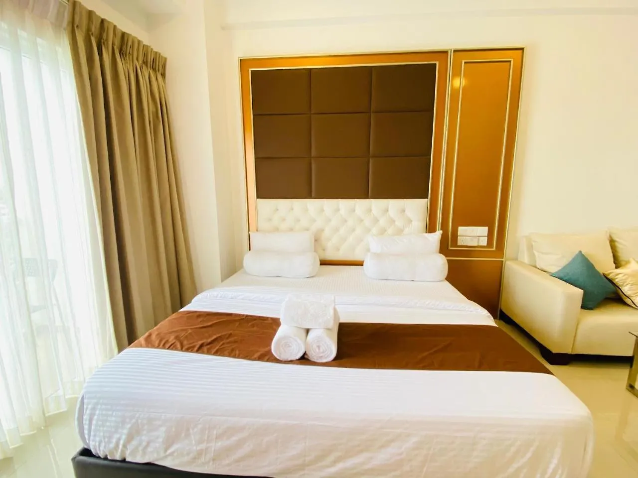 Ocean Breeze Residence Blue Sky Negombo Apartment
